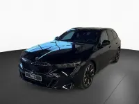 Neu BMW 530e Comfort Edition 299 PS (219 kW) 2025 Saphirschwarz (schwarz) Kombi