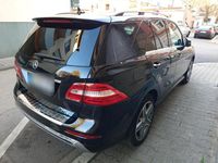 Gebraucht Mercedes ML350 258 PS (189 kW) 2014 Schwarz SUV