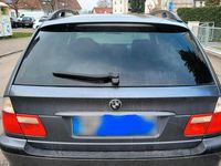 Gebraucht BMW 318 143 PS (105 kW) 2002 Grau Kombi