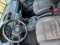 Gebraucht VW Polo 75 PS (55 kW) 2006 Schwarz Kleinwagen