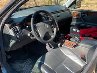 Gebraucht Mercedes E320 224 PS (164 kW) 2001 Grau Limousine