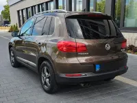 Gebraucht VW Tiguan LOUNGE 140 PS (102 kW) 2015 Braun SUV