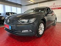 Gebraucht VW Passat 150 PS (110 kW) 2019 Uranograu/cinza urano Limousine