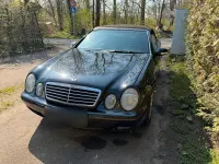 Gebraucht Mercedes CLK200 163 PS (119 kW) 2001 Schwarz Cabrio