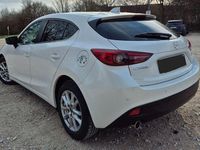 Gebraucht Mazda 3 Center-Line 120 PS (88 kW) 2015 Weiß Limousine