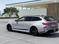 Neu BMW M5 Sport Line 727 PS (534 kW) 2026 M brooklyn grau metallic Kombi