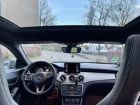 Gebraucht Mercedes CLA180 122 PS (89 kW) 2016 Grau Limousine
