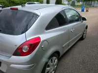 Gebraucht Opel Corsa 90 PS (66 kW) 2007 Silber Kleinwagen