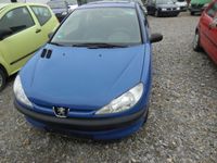 Gebraucht Peugeot 206 60 PS (44 kW) 2001 Blau Kleinwagen