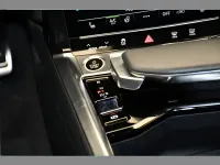 Second-hand Audi Q8 e-tron 300 kW (408 CP) 2025 Negru SUV