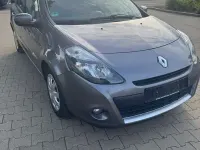 Gebraucht Renault Clio GrandTour 88 PS (64 kW) 2011 Grau Kombi