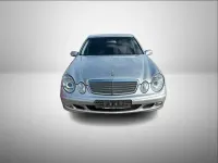 Gebraucht Mercedes E220 150 PS (110 kW) 2003 Brillantsilber  metalliclack Limousine