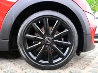 Gebraucht Mini Cooper 136 PS (100 kW) 2017 Rot Kleinwagen