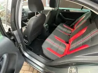 Gebraucht VW Jetta Match 105 PS (77 kW) 2012 Grau Limousine