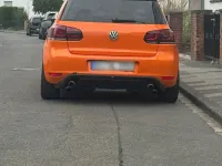 Usata VW Golf VI 105 CV (77 kW) 2011 Arancione Utilitaria