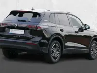 Neu VW Tiguan Life 150 PS (110 kW) 2025 Schwarz SUV