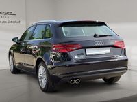 gebraucht Audi A3 Sportback A3 Sportback Ambiente 2.0 TDI Ambiente GRA SHZ PDC