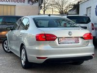 gebraucht VW Jetta 1.6 TDI - Navi/Tempomat