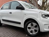 Gebraucht Renault Twingo Life 65 PS (47 kW) 2021 Weiß Kleinwagen