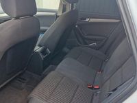 Gebraucht Audi A4 Ambiente 150 PS (110 kW) 2014 Weiß Kombi
