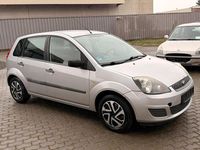Gebraucht Ford Fiesta 80 PS (58 kW) 2007 Grau Kleinwagen