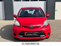 Gebraucht Toyota Aygo Cool 68 PS (50 kW) 2012 Rot Kleinwagen
