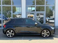 Gebraucht Audi A1 Sportback S-Line 185 PS (136 kW) 2012 Schwarz Kleinwagen