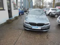 Gebraucht BMW 530 Sport Line 265 PS (194 kW) 2018 Blau Kombi