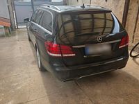 Gebraucht Mercedes E200 136 PS (100 kW) 2014 Schwarz Kombi