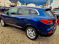 Gebraucht Renault Kadjar Bose Edition 131 PS (96 kW) 2018 Blau SUV