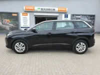 Gebraucht Peugeot 5008 Active 131 PS (96 kW) 2023 Perla nera (metallic) SUV