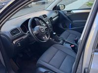 Gebraucht VW Golf VI 105 PS (77 kW) 2010 Silber Kleinwagen