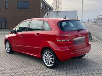 Gebraucht Mercedes B170 116 PS (85 kW) 2007 Rot Van / Kleinbus