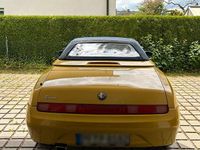Gebraucht Alfa Romeo Spider 150 PS (110 kW) 1998 Gelb Cabrio