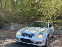 Gebraucht Mercedes C180 143 PS (105 kW) 2004 Grau Coupé