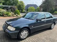 Gebraucht Mercedes C180 Classic 122 PS (89 kW) 1999 Blau Limousine