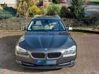 Gebraucht BMW 530 258 PS (189 kW) 2011 Braun Kombi