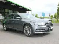 Gebraucht Skoda Superb Style 200 PS (147 kW) 2022 Grau Kombi