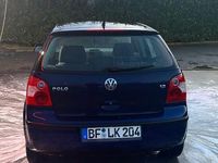 Gebraucht VW Polo Basis 64 PS (47 kW) 2002 Blau Limousine