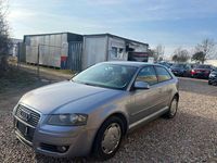 Gebraucht Audi A3 Attraction 102 PS (75 kW) 2008 Akoyasilber metallic Kleinwagen