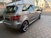 Gebraucht Mercedes B170 116 PS (85 kW) 2006 Grau Van / Kleinbus