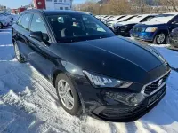 Używany Seat Leon Reference 116 KM (85 kW) 2022 Czarny Kombi