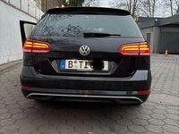 Gebraucht VW Golf VII Join 116 PS (85 kW) 2019 Schwarz Kombi