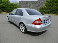 Gebraucht Mercedes C180 143 PS (105 kW) 2005 Silber Limousine