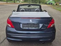 Gebraucht Peugeot 207 CC 156 PS (114 kW) 2012 Blau Cabrio