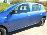 Używany Dacia Sandero 75 KM (55 kW) 2013 Niebieski Hatchback
