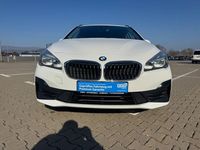 Gebraucht BMW 216 Active Tourer Advantage 116 PS (85 kW) 2018 Weiß Van / Kleinbus