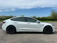 Käytetty Tesla Model 3 366 kW (498 HP) 2024 Sedan