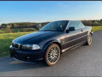 Gebraucht BMW 320 171 PS (125 kW) 2001 Blau Cabrio