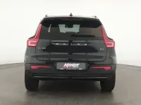 Gebraucht Volvo XC40 Plus 197 PS (144 kW) 2023 Onyx black SUV